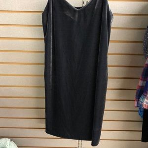 NEW W/ TAGS VELVET DRESS